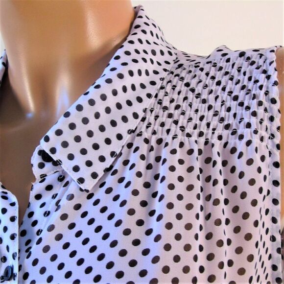 Polka Dot Sleeveless Blouse a.n.a. A New Approach - Picture 5 of 10